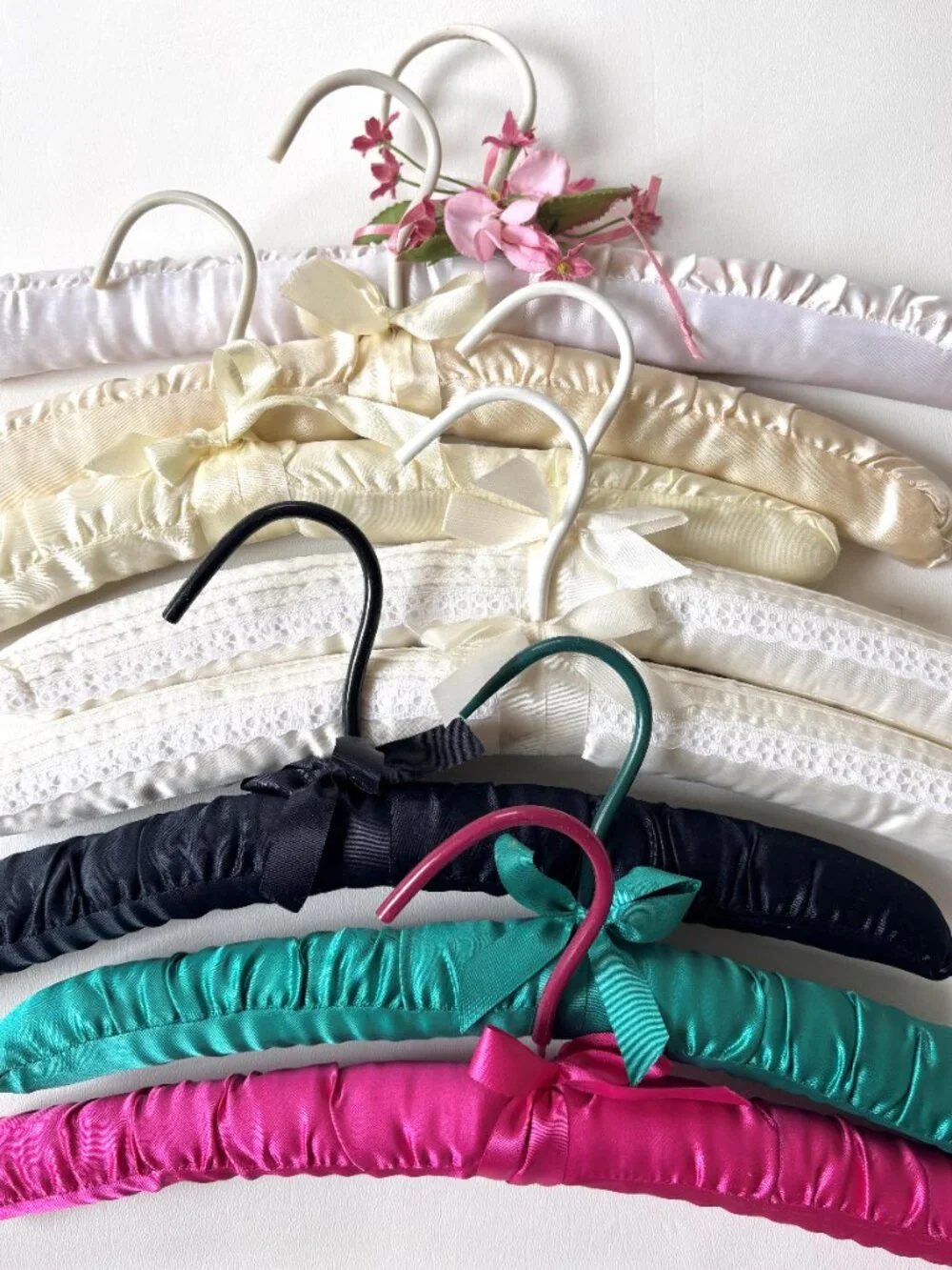 8 Vintage Padded Hangers Satin Lace Ribbon White Pink Cream Green Black